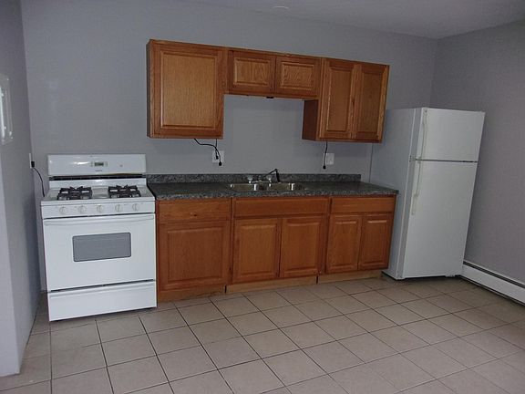 5th image of 3107 Delaware Ave #3