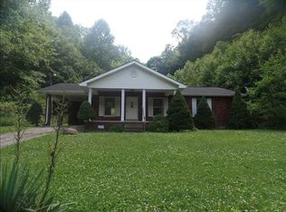 2140 Simms Fork Rd, Arjay, KY 40902