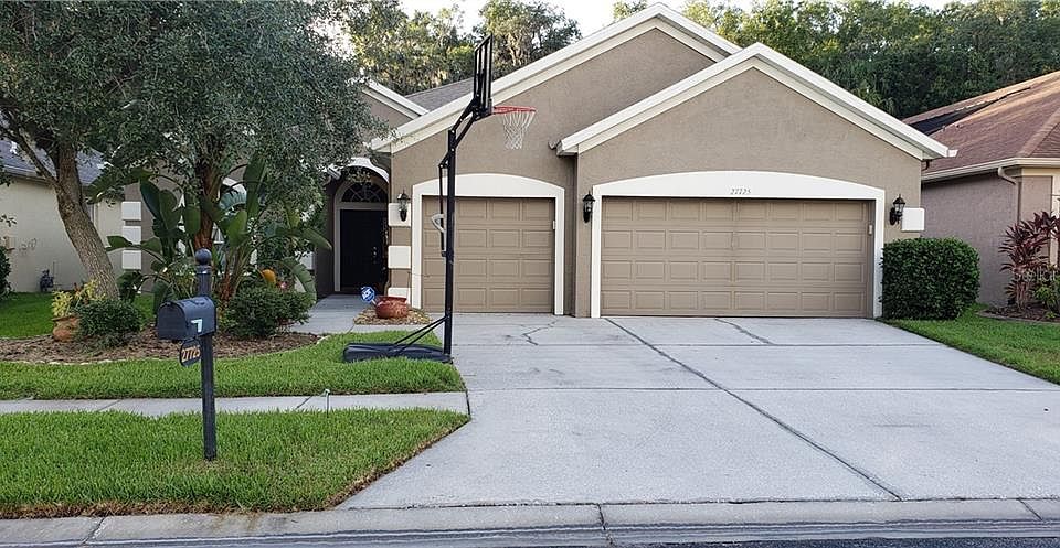 1st image of 27725 Kirkwood Cir