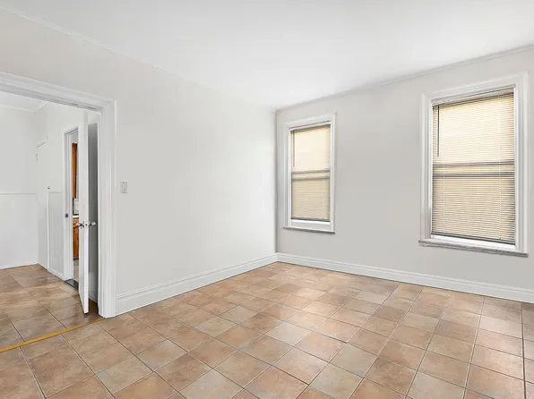 776 E 46th St, Brooklyn, NY 11203