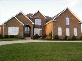 301 Gray Hawk Trl, Clarksville, TN 37043