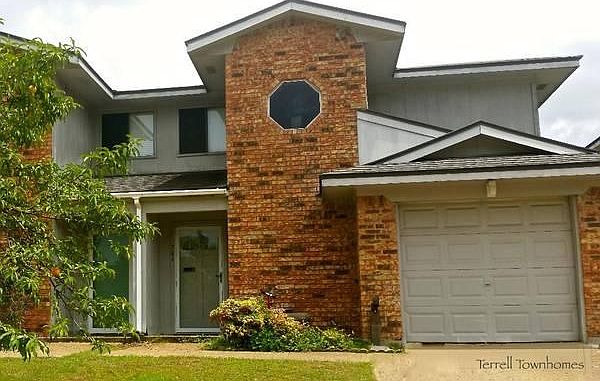 1st image of 780 Evelyn Dr