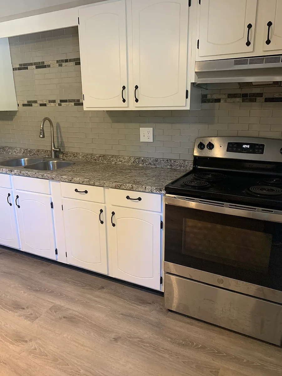 Building Photo - 1601 Pleasant St #20B
