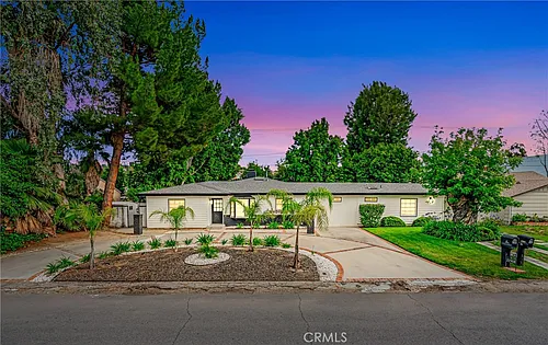 22908 Leonora Dr Photo 1