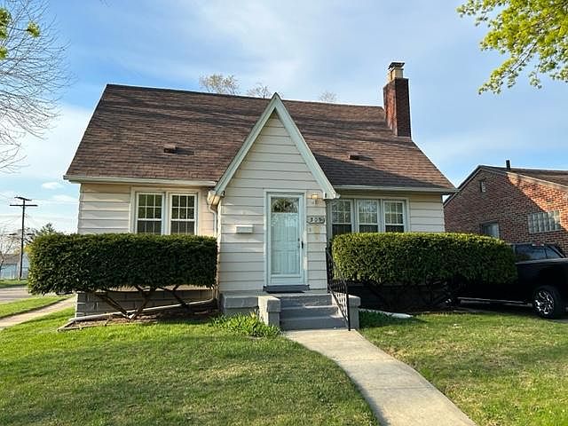1st image of 505 Andresen Ct