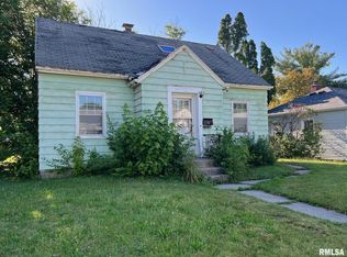 2623 College Ave, Davenport, IA 52803