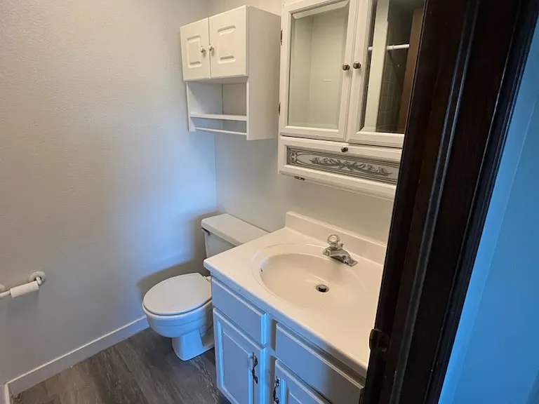 1544 Sherman Ave — Photo 6
