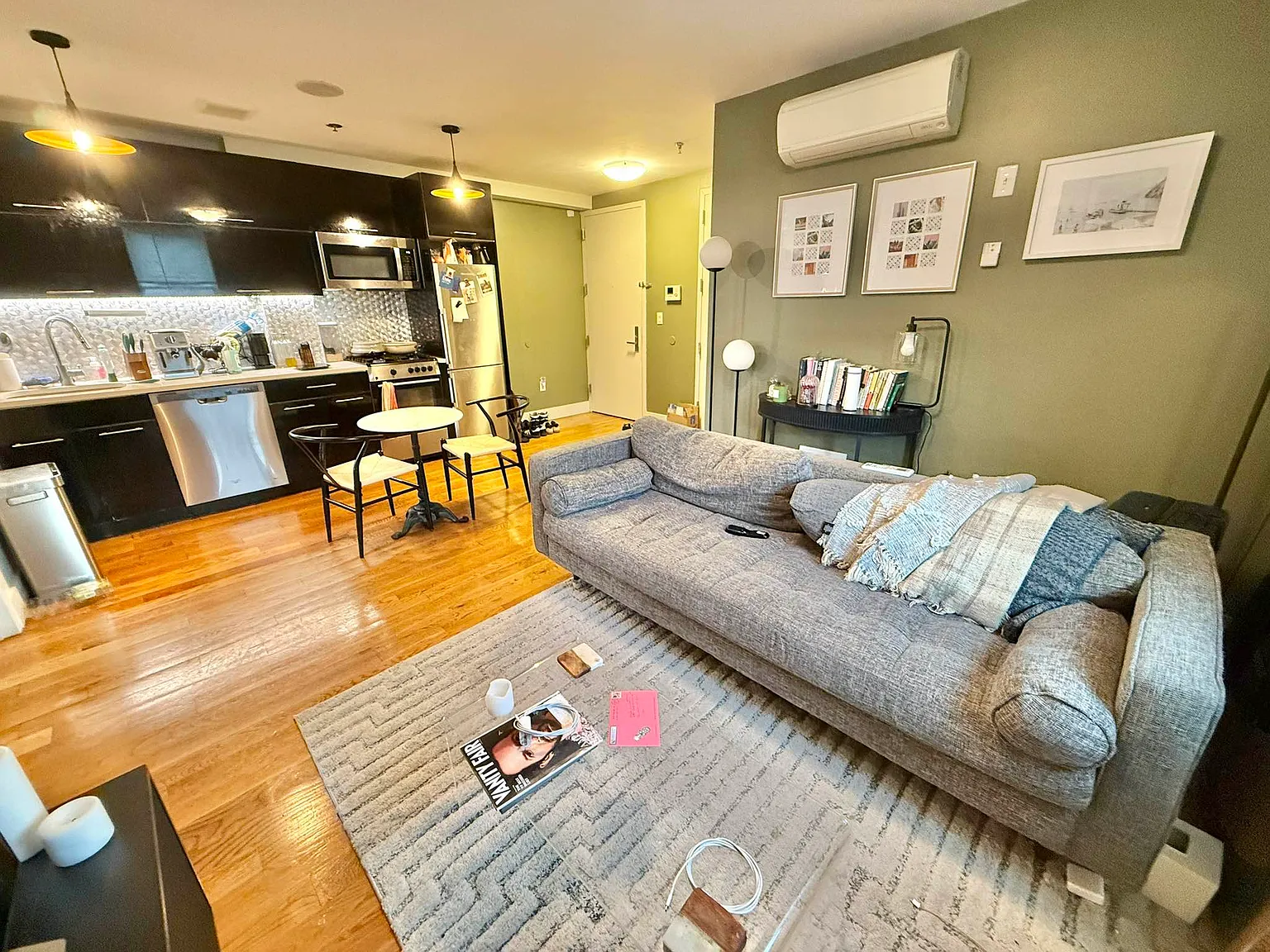 880 Dekalb Avenue — Photo 3