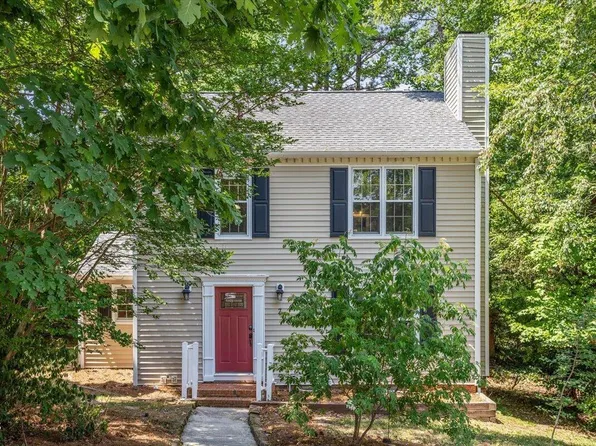 708 Cross Timbers Dr, Durham, NC 27713