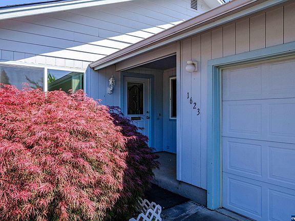 3rd image of 1623 Sunrise Cir NW