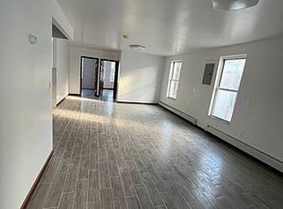 572 61st St FLOOR 2, Brooklyn, NY 11220