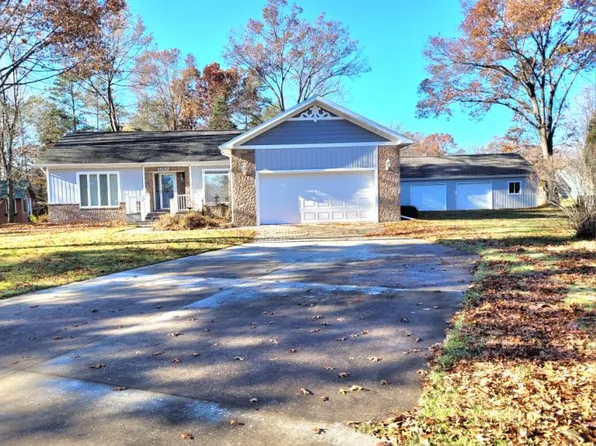 4969 Melody St, Oscoda, MI 48750