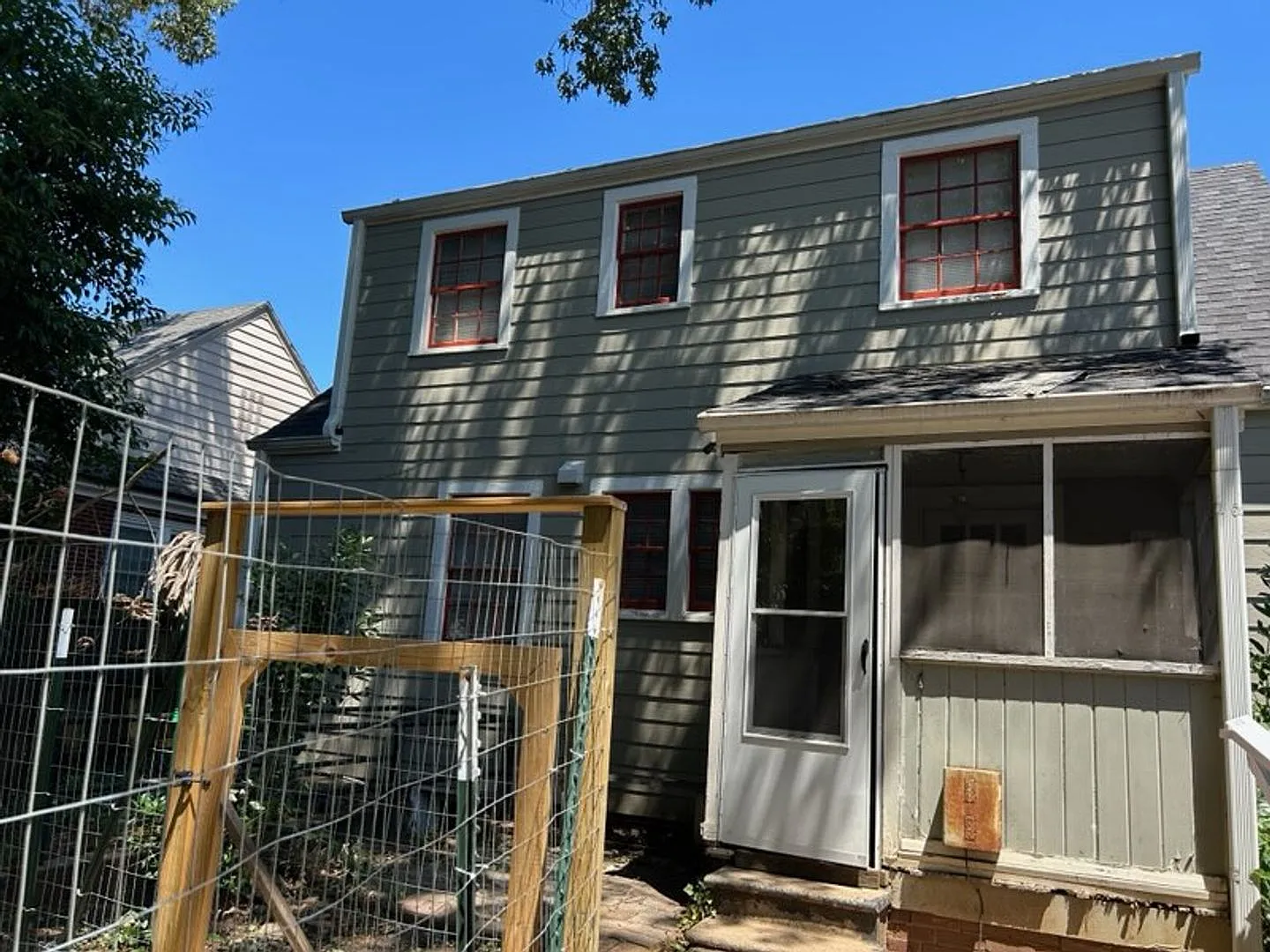 Charming 3BR/2BA Ardmore home! Walking distance to WFUBMC — Photo 2