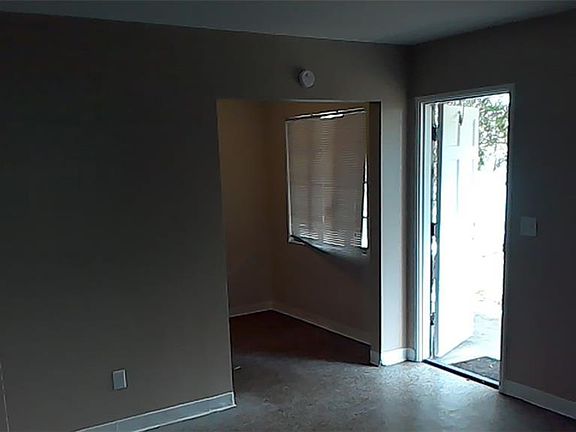3rd image of 1304 Browning St