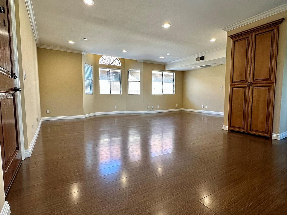 1st image of 1245 Orange Grove Ave APT 201