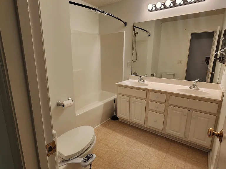 1267 Collegian Ter — Photo 15