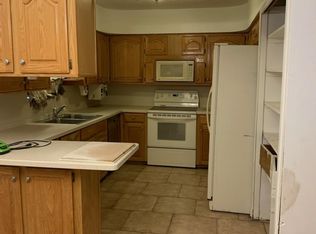 207 Kelly Ln, Baytown, TX 77521