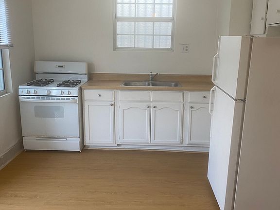 4th image of 13113 Florwood Ave #3