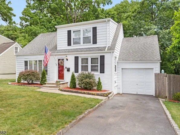 19 Glenview Dr, West Orange Twp., NJ 07052