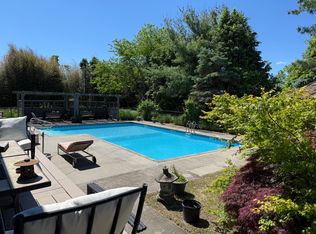 39 Pheasant Ln, Baiting Hollow, NY 11933