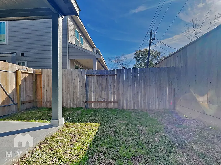 8117 Rising Stream Dr — Photo 20