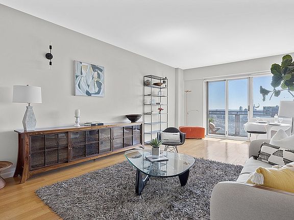 5th image of 60 E 8th St APT 30M