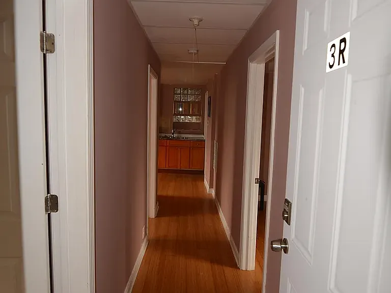 335 W 31st St #3R — Photo 13
