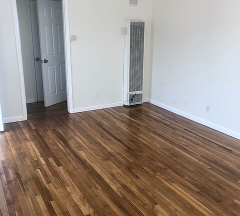4th image of 4622 La Mirada Ave #4610