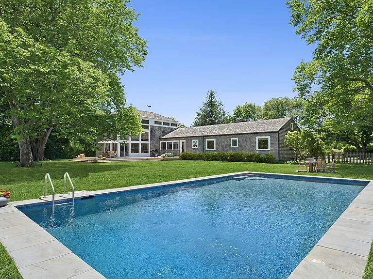 78 Bridge Ln — Photo 17