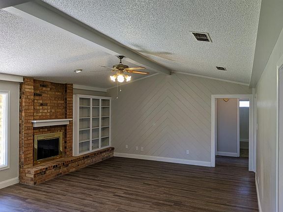 4th image of 3407 Elmwood Ave