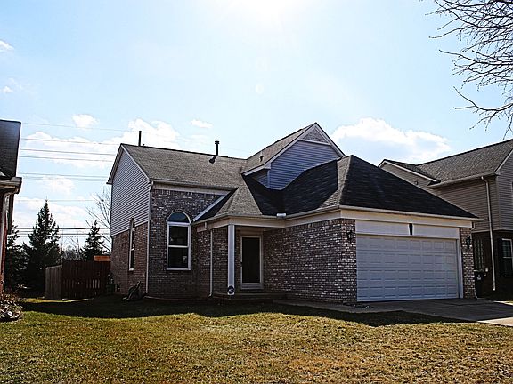 3rd image of 30319 Lacy Ct #7