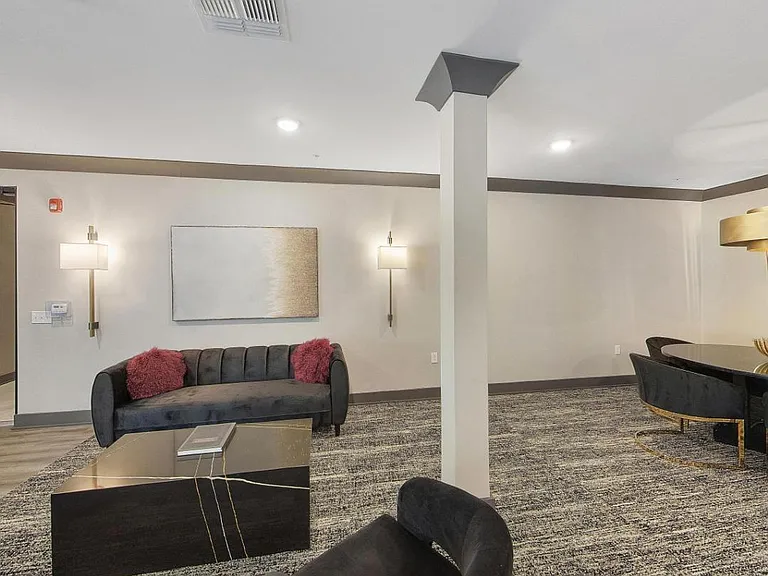 135 Christopher Columbus Dr #9-01 — Photo 16