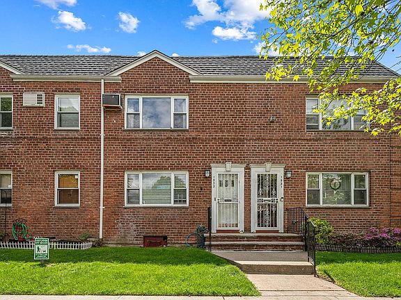 3rd image of 1533 Independence Ave #2B