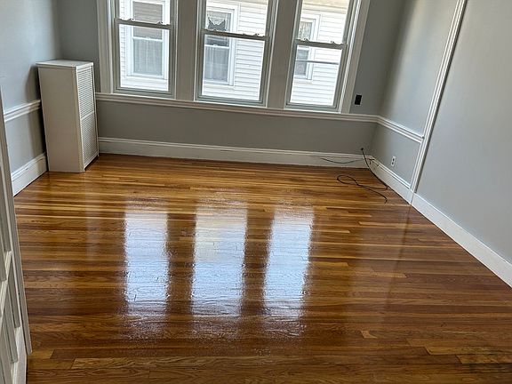 4th image of 7 Judson St #2