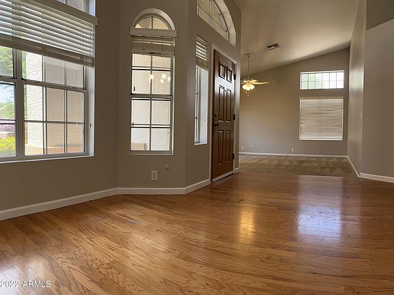 4th image of 14835 42ne Pl