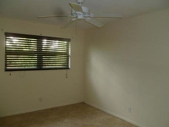 5th image of 5931 NE 18th Ave APT 1