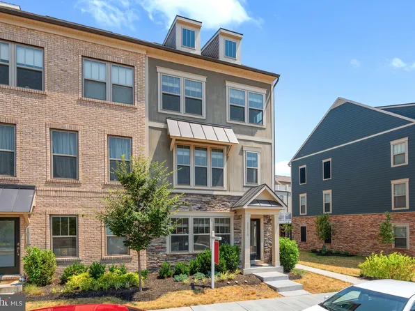1020 Cantina Ter SE, Leesburg, VA 20175