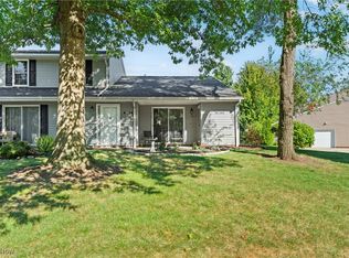 4910 Independence Cir UNIT D, Stow, OH 44224