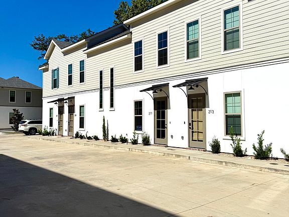 4th image of 211 Steiner Oaks Rd