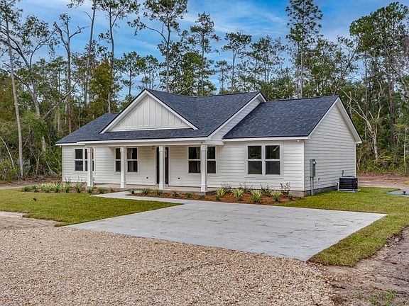 3rd image of 50 Greenleaf Ln