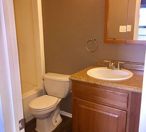 3rd image of 156 Bentwood Dr APT 7