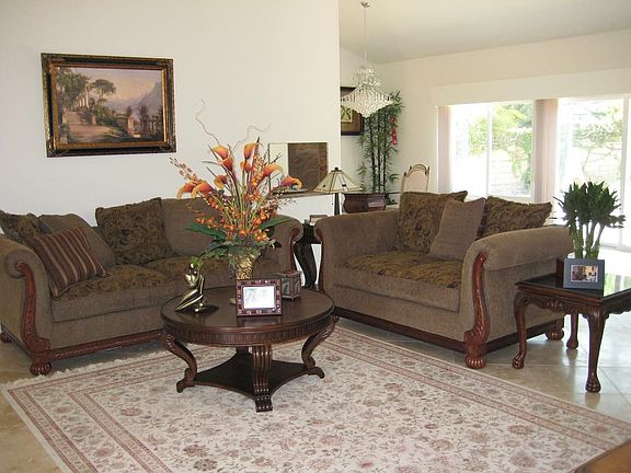 large living/family room ideal for entertaining