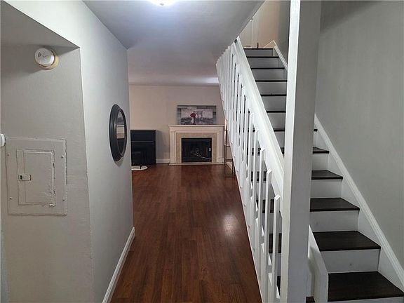 3rd image of 6701 Dickens Ferry Rd APT 33