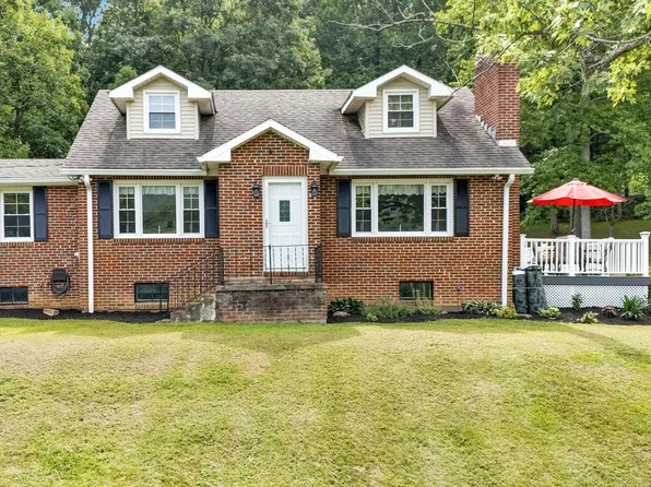 21 Dorseys Knoll Ln, Buchanan, VA 24066