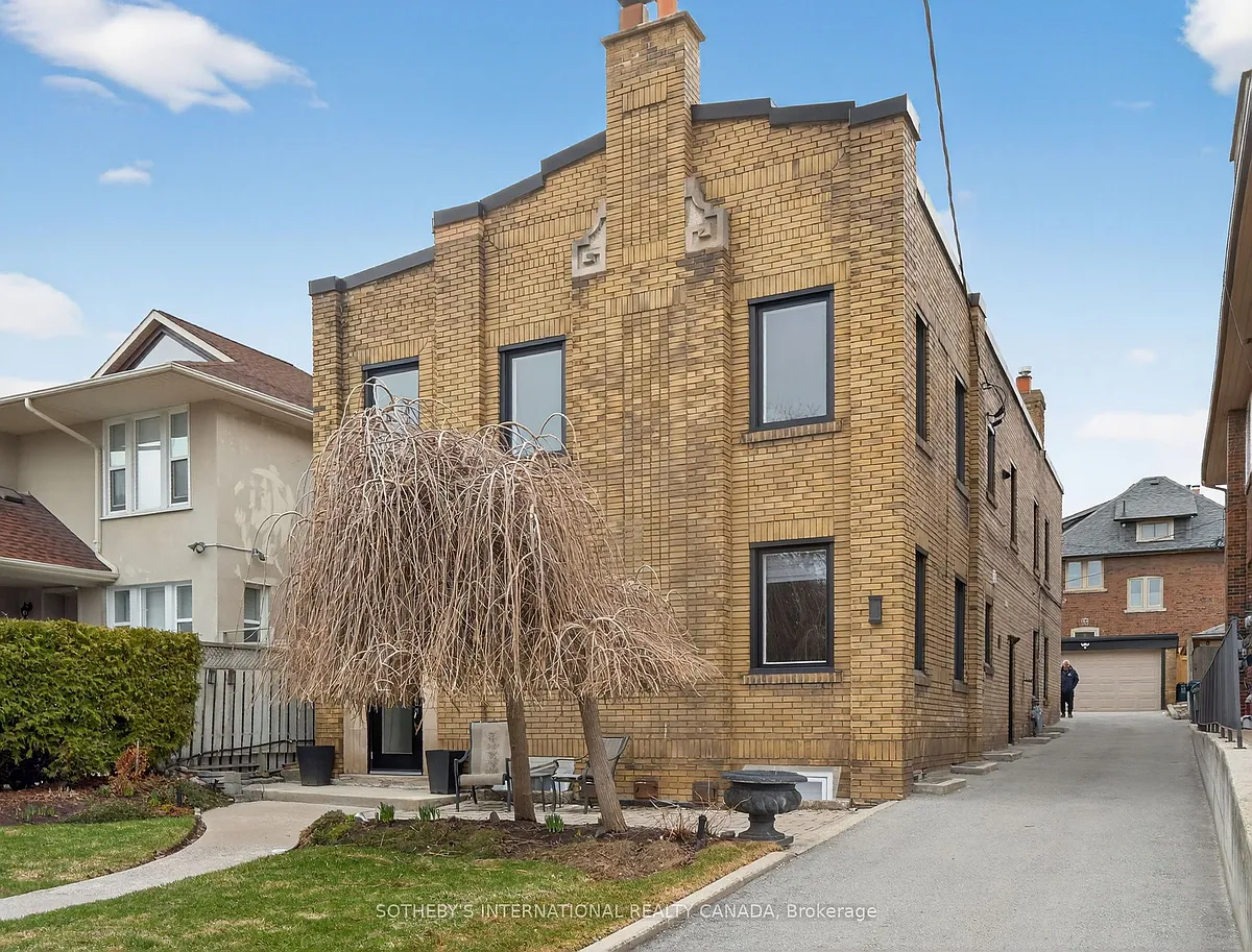 Building Photo - 24 College View Ave #1B