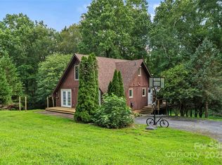 220 Shuping St, Morganton, NC 28655