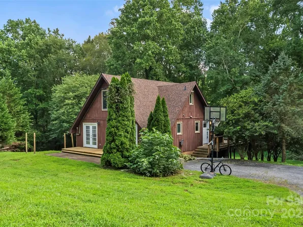 220 Shuping St, Morganton, NC 28655