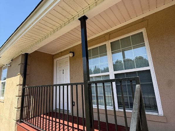 1050 Harry Hagan Rd APT 3C