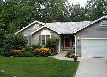 4th image of 157 Aerie Ln