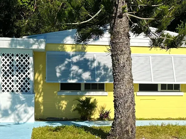 320 7th Road SW, Vero Beach, FL 32962